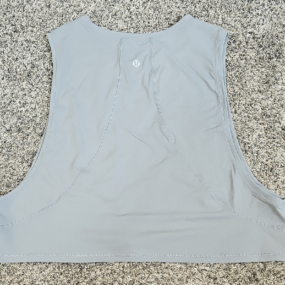 Lululemon Muscle Love Crop Tank - Picture 2 of 3